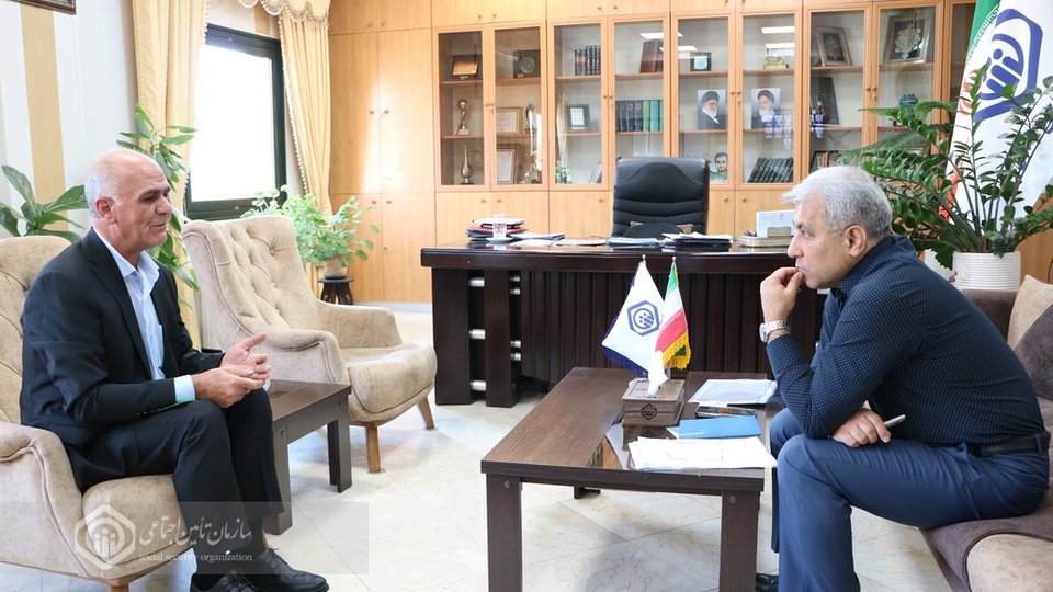 استقبال از ملاقات مردمی مدیرکل تأمین‌اجتماعی آذربایجان‌شرقی