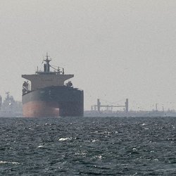 اولویت تنگه بر موشک