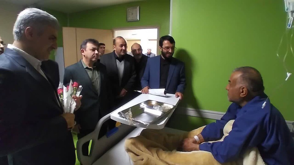 تجلیل از میدان‌داری همیشگی کادر درمان در بحران‌ها