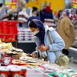 چگونه تورم ۱۰۰ درصدی خوراکی‌ها، بازار مسکن را به رکود فقر کشاند؟