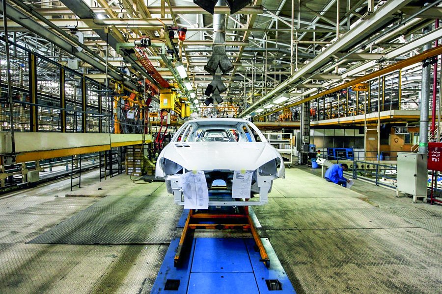 ترس رقابت و صنعت اعانه‌ای؛ چرا، چطور و چقدر یارانه به خودروسازان وطنی می‌دهیم؟