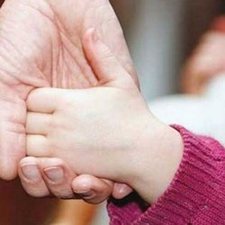 تاثیر زبان دوم بر رابطه مادر و کودک؛ یافته‌ای امیدوارکننده