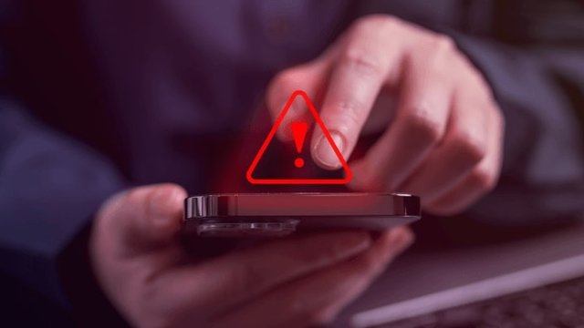 مجازات بدون جرم؛ مسدود کردن غیرقانونی سیم‌کارت‌ها چطور زندگی مردم را مختل می‌کند؟