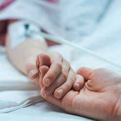 درخواست شفاف‌سازی نحوه پوشش بیمه‌ای بیماران نادر و صعب‌العلاج