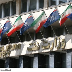 وزیر نفت استعفا کرد؛ انتصاب سرپرست وزارت نفت با حکم رئیس جمهور
