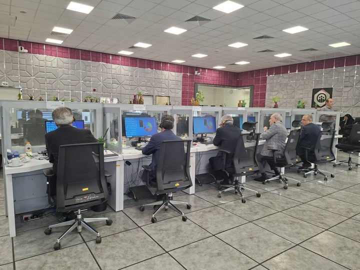 پاسخگویی مدیرکل درمان غیرمستقیم روی خط ۱۴۲۰