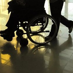 بحران در بحران؛ آسیب‌پذیری مضاعف معلولان در هنگامه جنگ و بلایای طبیعی