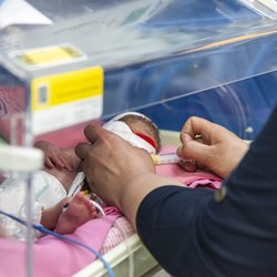 فاصله ازدواج تا فرزندآوری در ایران به ۴.۵ سال رسید