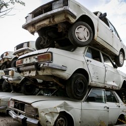 خودروهای فرسوده؛ تهدیدی که به فرصت اقتصادی تبدیل شد