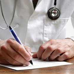 نظارت بر رعایت تعرفه های پزشکی تشدید می شود