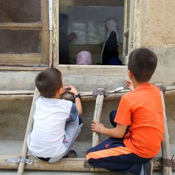 اجرای طرح بازگشت به تحصیل کودکان بازمانده از تحصیل