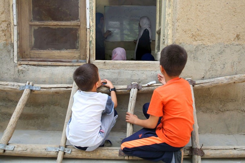 اجرای طرح بازگشت به تحصیل کودکان بازمانده از تحصیل