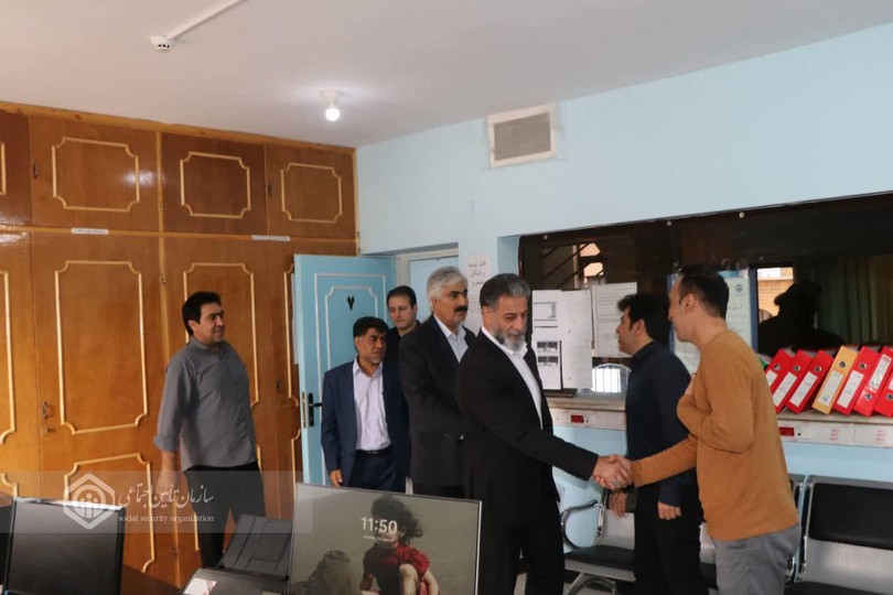 بازدید مدیرکل تأمین اجتماعی لرستان از شعبه الشتر