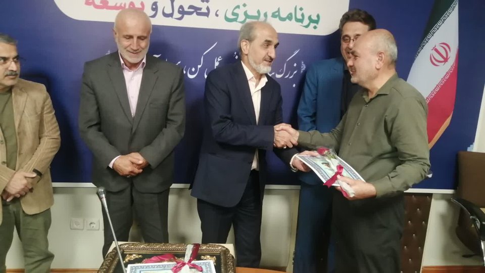 تجلیل از ایثارگران مدیریت درمان تامین اجتماعی گلستان
