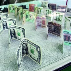 تضمین بانک مرکزی برای کالاهای اساسی با سیاست ارزی