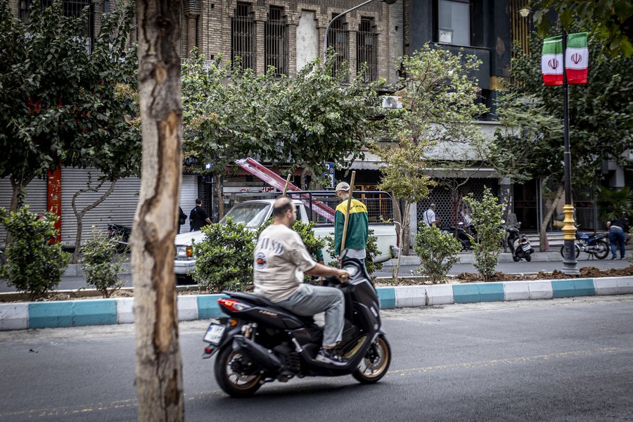 فردوسی صرافی شهر (10).JPG