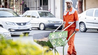 شهر پاک زیر سایه مردان نارنجی‌پوش