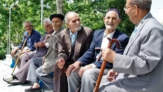 پرداخت عیدی بازنشستگان تا ۴۸ ساعت آینده