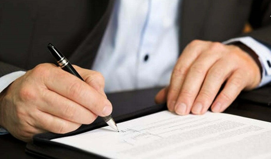 آیا قرارداد کار بدون درج بیمه کارگر صحیح است؟