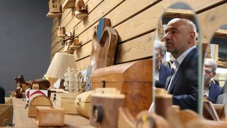 میدری بر نقش خیرین در آموزش کودکان کار تأکید کرد