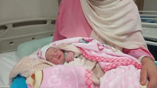 آغاز توزیع «کارت امید مادر» با پرداخت ماهانه ۲ میلیون تومان