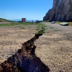 بحران آب و زمین در ایران؛ کاهش منابع و فرونشست گسترده