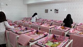 جا به جایی کودکان از شیرخوارگاه‌ها/ واگذاری سریع کودکان به خانواده ها