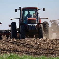 تعلیق اقدامات تلافی‌جویانه اتحادیه اروپا علیه آمریکا در پی ادامه مذاکرات تعرفه‌ای