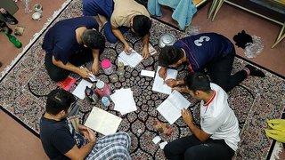 هشدار وزیر علوم به دانشجویان: "فقط مهندس و دکتر نشوید"