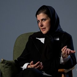 زنان در پیگیری پرونده‌های خشونت تنهاترند