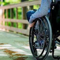 بازاندیشی معلولیت و حق به شهر؛ وقتی شهر برای همه نیست