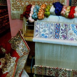 بحران در بازار فرش دستباف؛ صادرات کم شد، هزینه‌ها بالا رفت، بافندگان رفتند