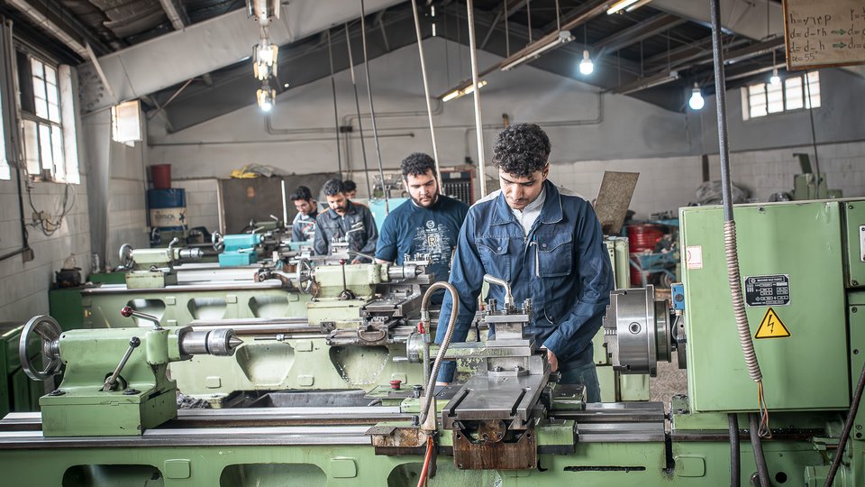 تأکید بر حفظ اشتغال در شرایط موجود