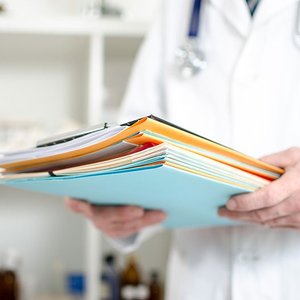 هشدار سازمان نظام پزشکی درباره نفوذ پزشکان قلابی به بیمارستان‌ها