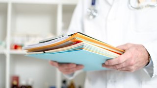 معاون وزیر بهداشت: بی‌عدالتی در پرداخت، بحران‌ساز شده است