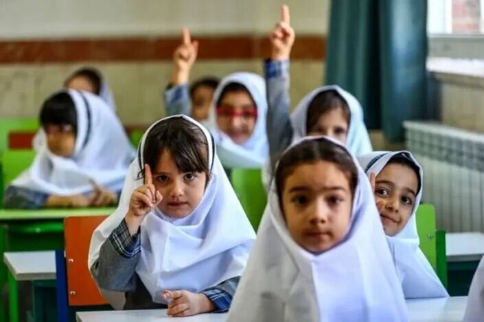 اجرای برنامه های سلامت در مدارس همگام با نیازهای واقعی دانش آموزان