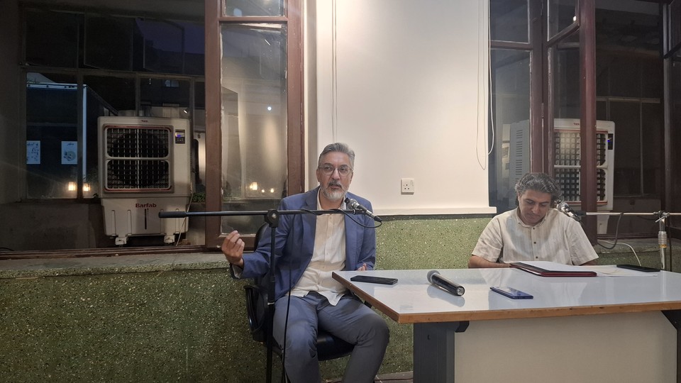 بازگشت زندگی به خیابان سنایی؛ الگویی برای احیای مرکز شهر