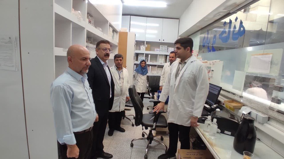 بررسی وضعیت مراکز درمانی تأمین اجتماعی گرمسار و ایوانکی