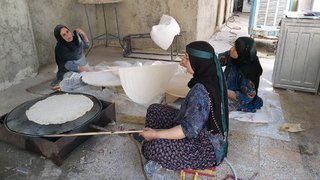 وقتی الگوریتم نان روستاییان را می‌بُرد