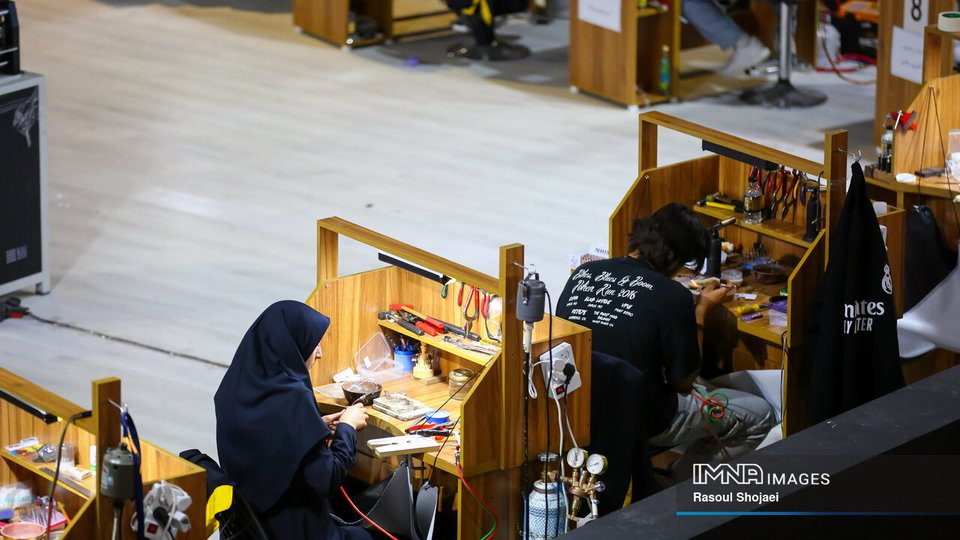 میدانِ حرفه و فن