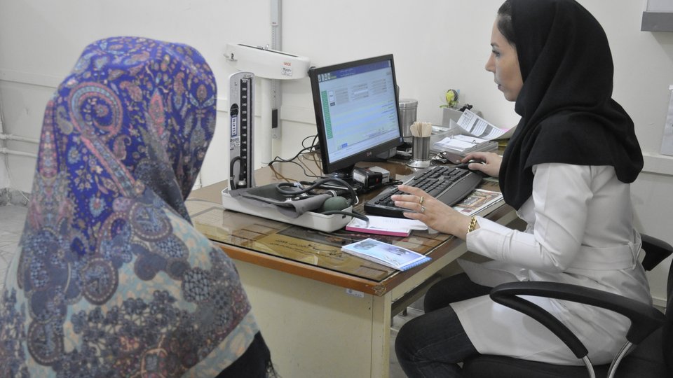 معاینات پزشکی برای بهره‌مندی از بیمۀ اختیاری لازم است؟