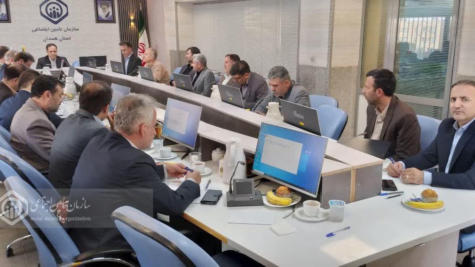 دستور مدیرکل تأمین اجتماعی همدان برای پیگیری ویژه کارگاه‌های بدهکار