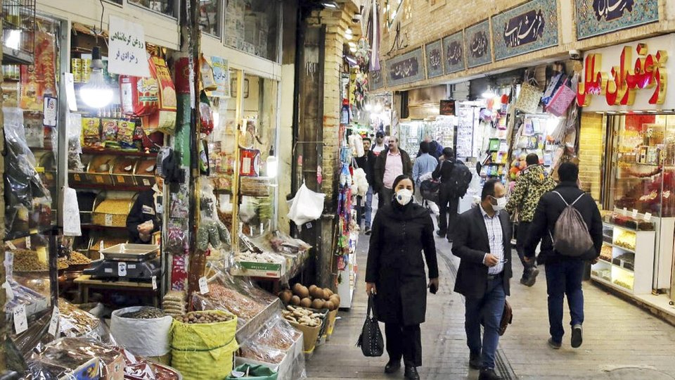 حفظ قدرت خرید مردم؛ چگونه؟