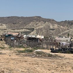 زندگی زیر سایه تخریب؛ در میرآباد چابهار هیچ خانه‌ای سند ندارد