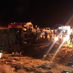 حادثه مرگبار واژگونی  اتوبوس در محور نطنز به اصفهان؛ بیش از ۱۰ کشته