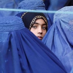سازمان ملل: محدودیت‌ها علیه زنان افغانستان باید پایان یابد/ ۳.۷ میلیون کودک از سوءتغذیه رنج می‌برند
