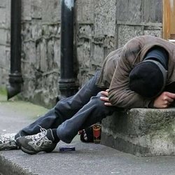 آغاز طرح ساماندهی آسیب‌دیدگان اجتماعی زیر پل‌های تهران