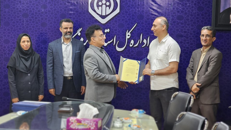 تجلیل از بازنشستگان مدیریت درمان تأمین‌اجتماعی هرمزگان