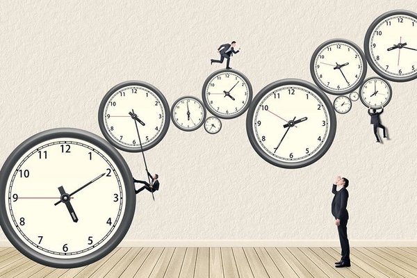 فراغت بیشتر، کار کمتر؛ رفاه یا عقب‌نشینی از بازار کار؟