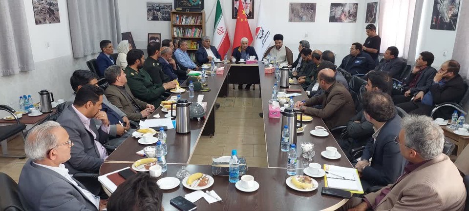 بازدید مدیرکل تأمین‌اجتماعی خراسان جنوبی از کارخانه چدن خوسف